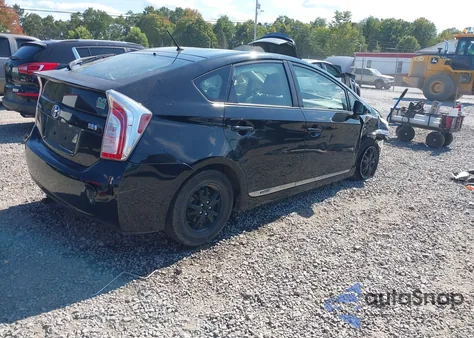 2013 Toyota Prius Two z USA, uszkodzony, nr VIN JTDKN3DU6D5588309